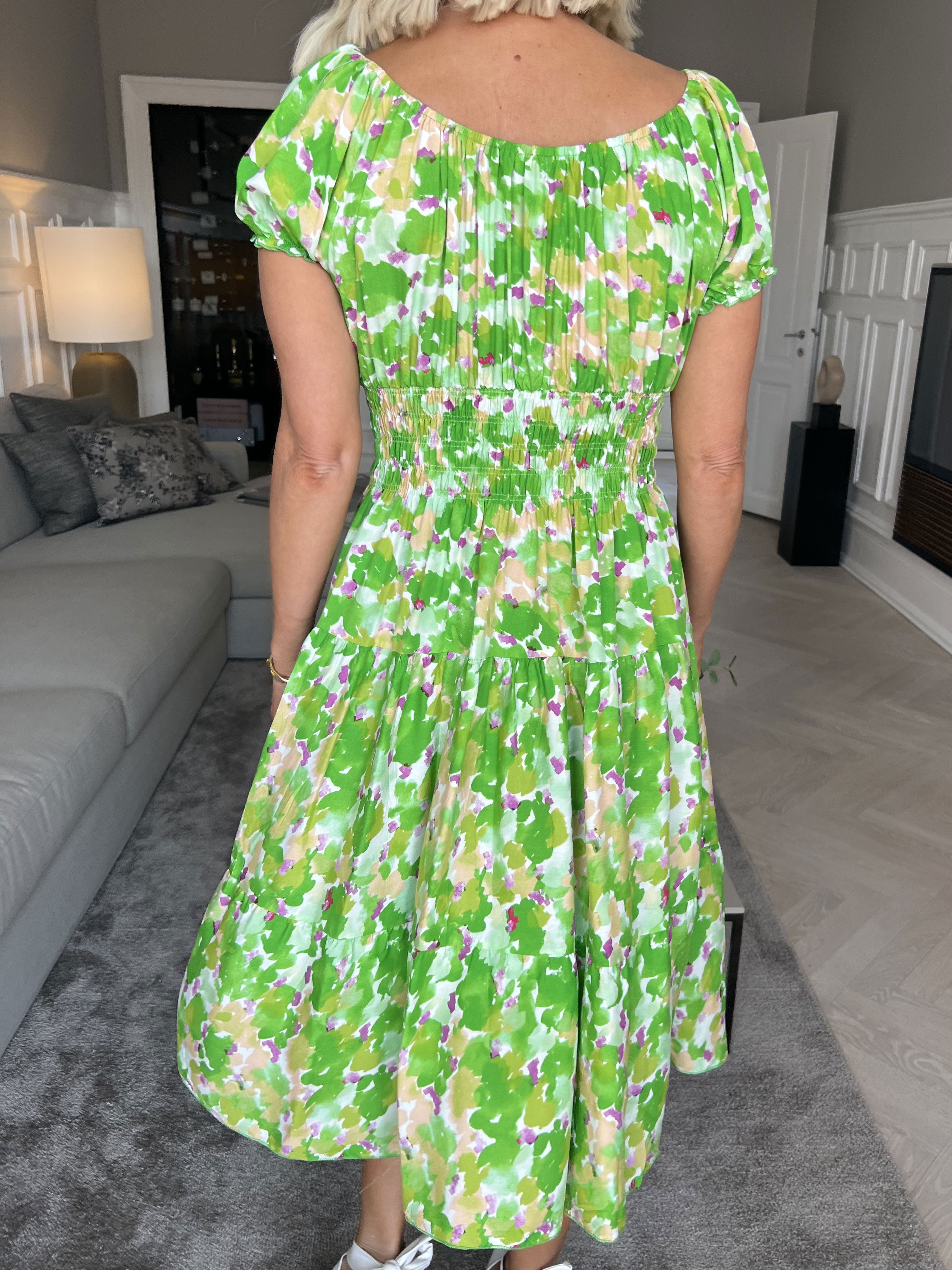 Finalia Art Short - Kort flerfarvet kjole i viskose med elastik i taljen